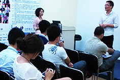 收获更多出色积极的人脉资源