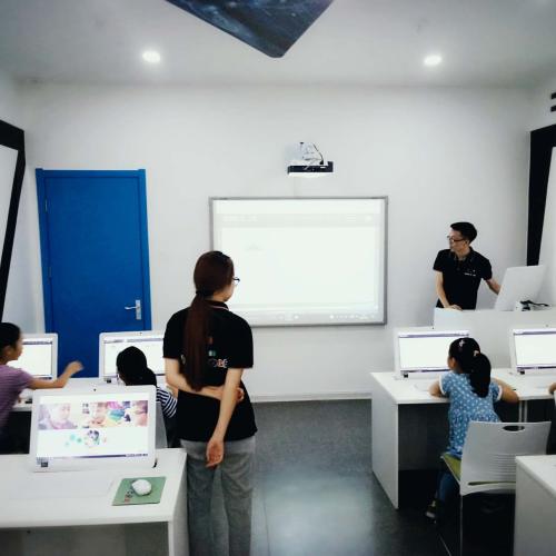 南京建邺区少儿编程培训学校